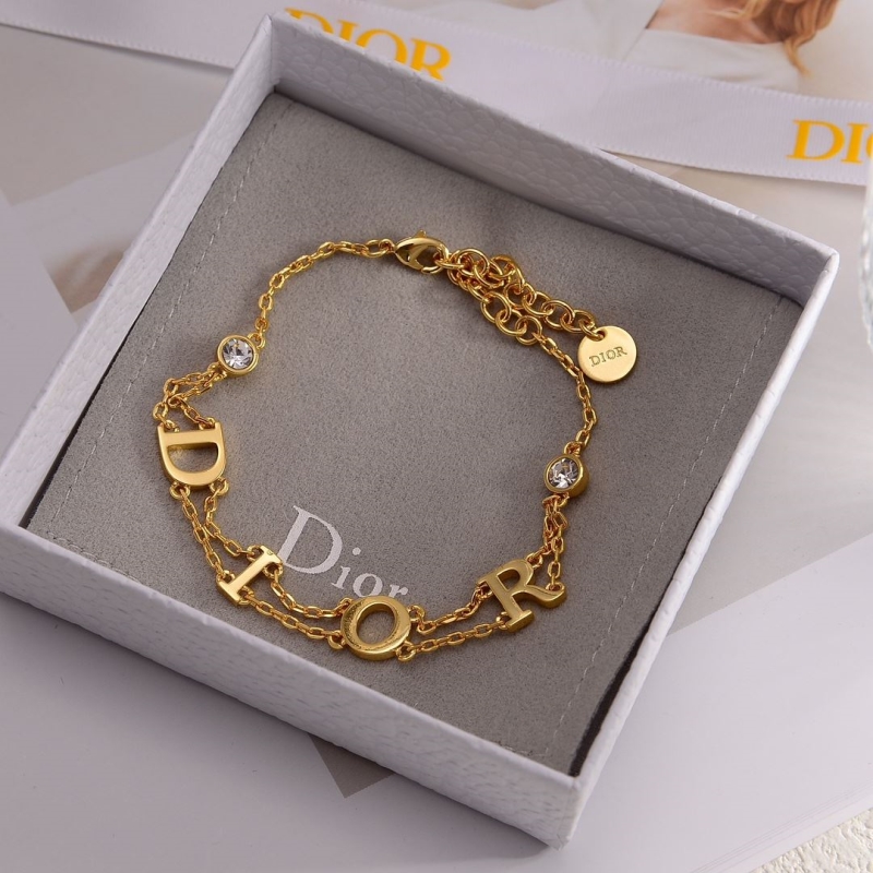 chr1st1an D10r bracelets
